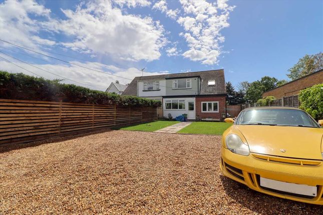 3 bed property, in Point Clear Road, £300,000