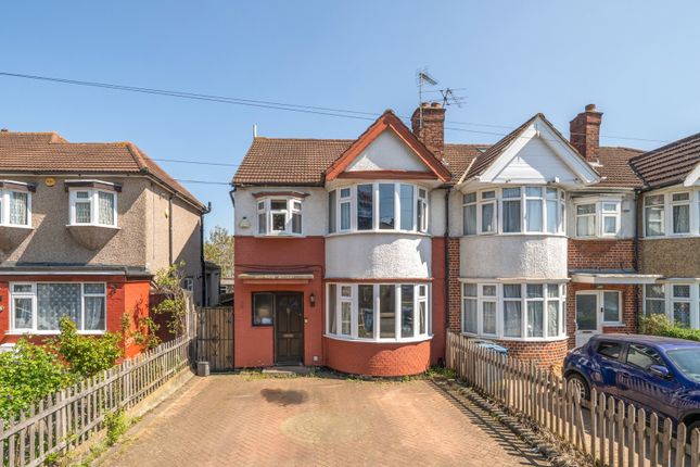 4 bed property, in Exeter Road, £650,000