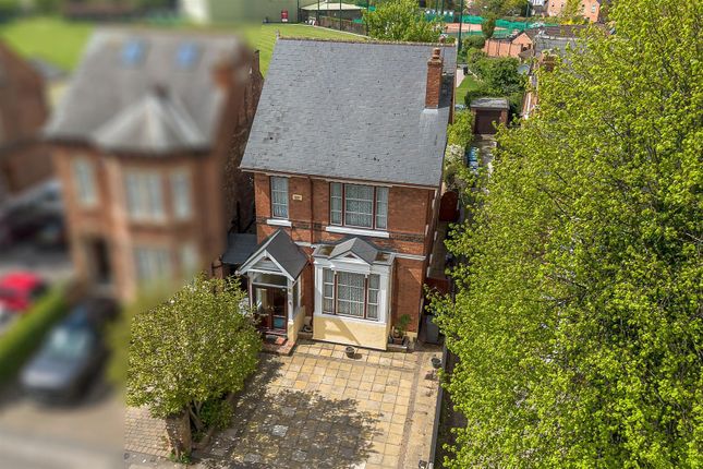 4 bed property, in Loughborough Road, £500,000