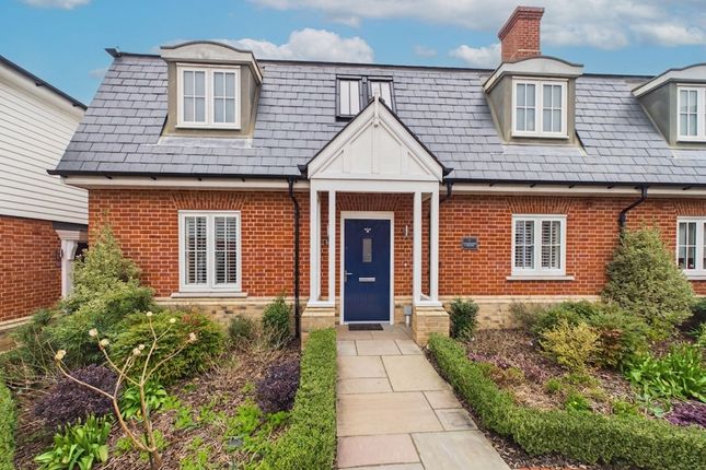 3 bed property, in Colchester Road, £485,000