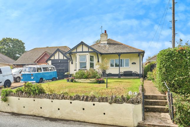4 bed property, in Newnham Road, £340,000