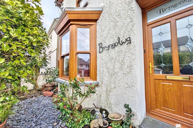 3 bed property, in Llanfihangel-Ar-Arth, £220,000