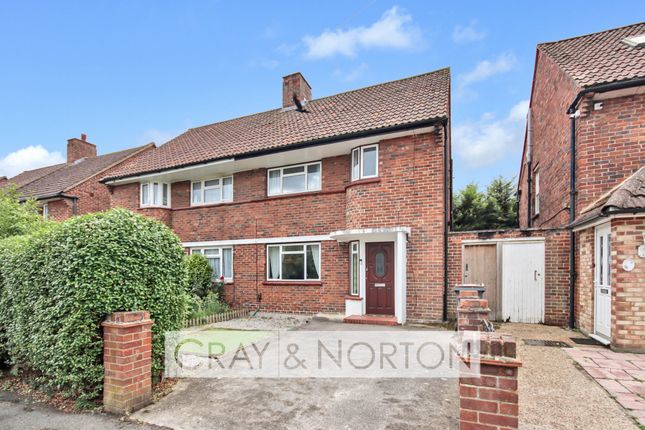 3 bed property, in Swinburne Crescent, £499,950