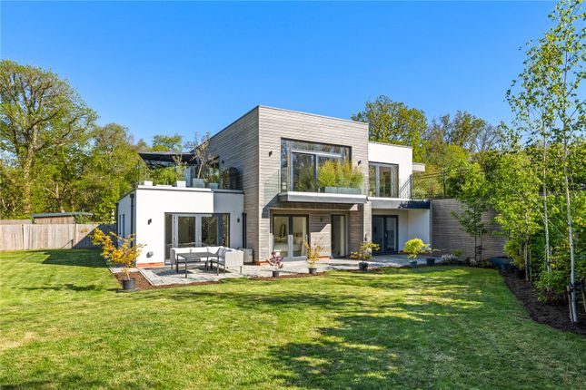 5 bed property, in Peace Meadow Close, £1,750,000
