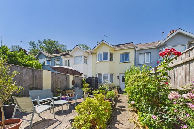 4 bed property, in Westhill Road, £250,000