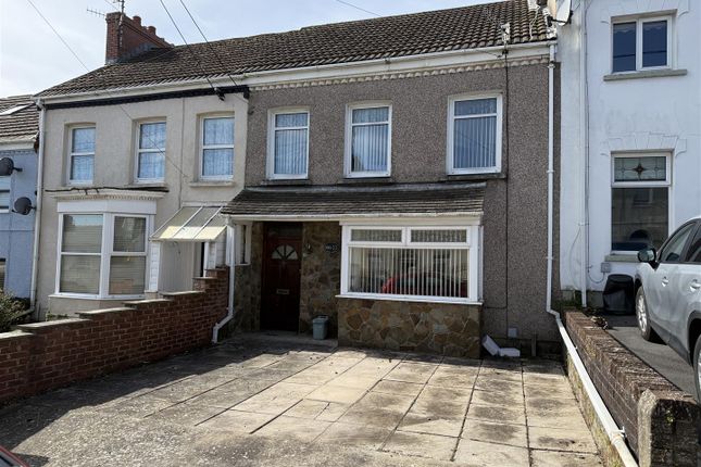 3 bed property, in Pemberton Avenue, £179,995