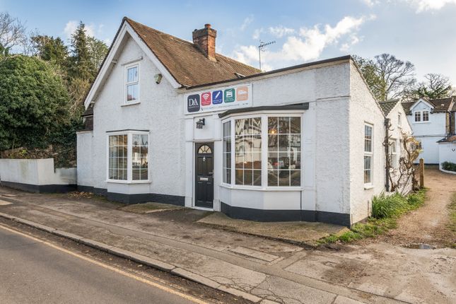 3 bed property, in Portsmouth Road, £850,000