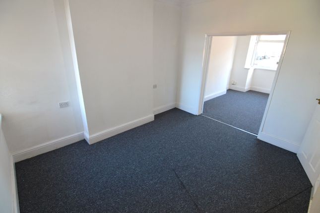 3 bed property, in Ladysmith Road, £60,000