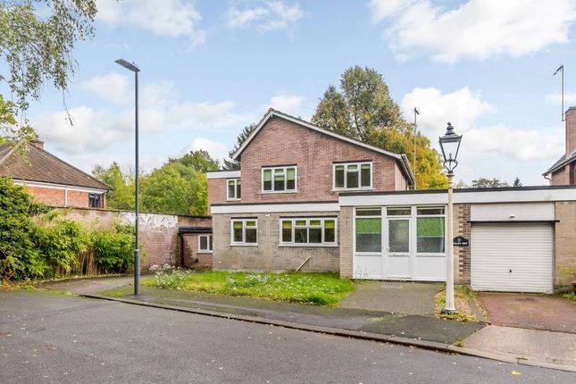 4 bed property, in Willow Dene, £1,250,000