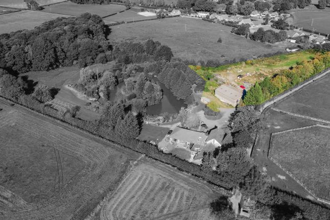 Land, in Blackpool Road, £175,000