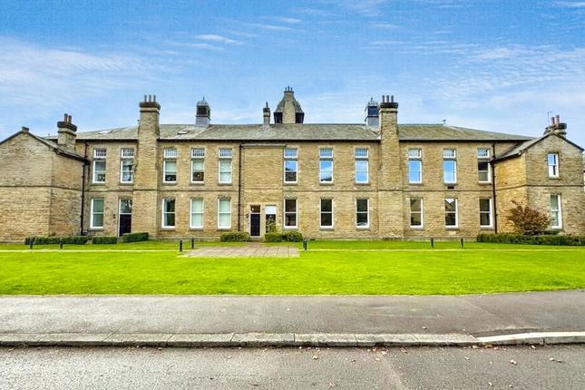 2 bed property, in Jackson Walk, £110,000