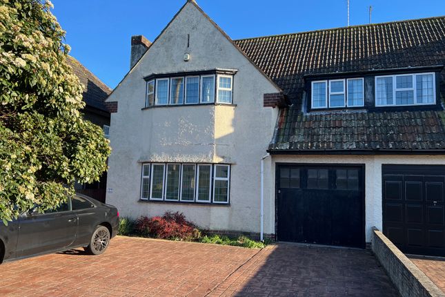 4 bed property, in Devonshire Road, £340,000