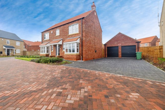 5 bed property, in Everton Court, £500,000