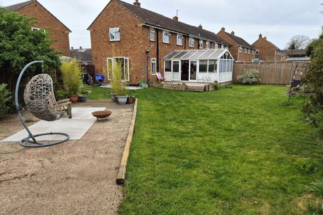 3 bed property, in Brickle Place, £389,950