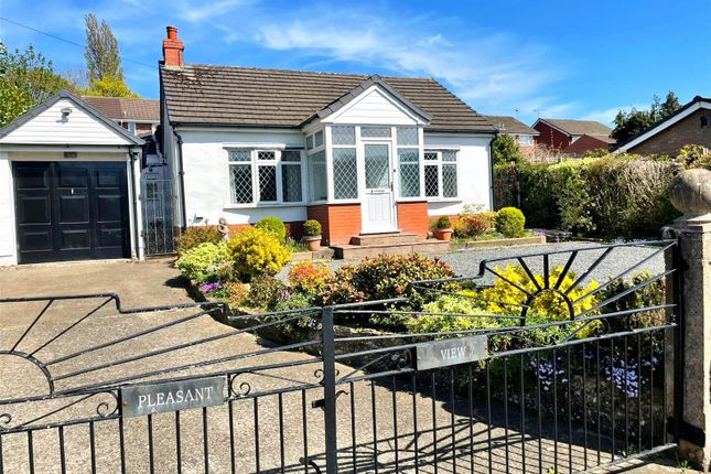2 bed property, in Stryt Isa, £325,000