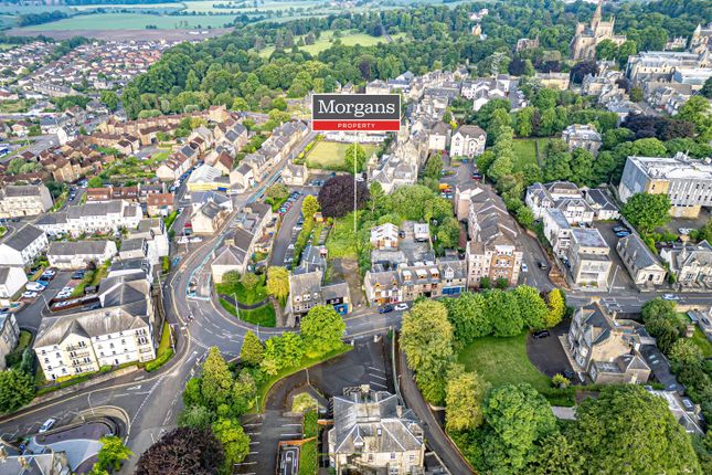 Studio, in Plot At 117-119 New Row, £135,000