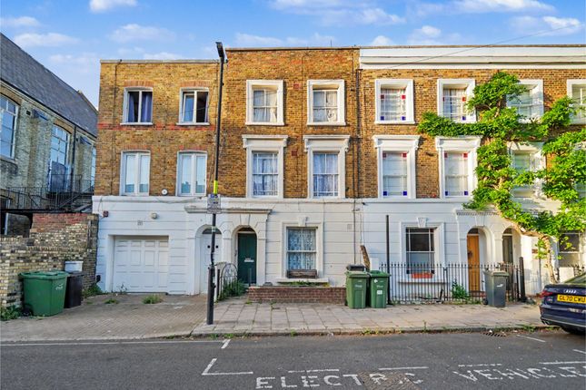 1 bed property, in Flat A, £265,000