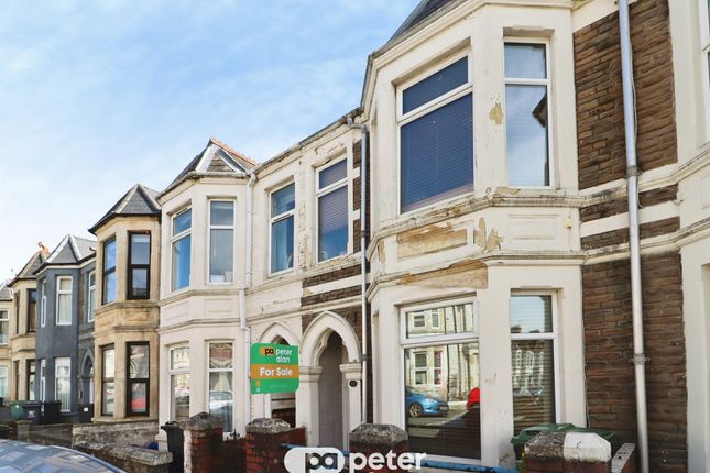 3 bed property, in Tewkesbury Street, £270,000