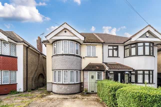 3 bed property, in Brampton Grove, £600,000