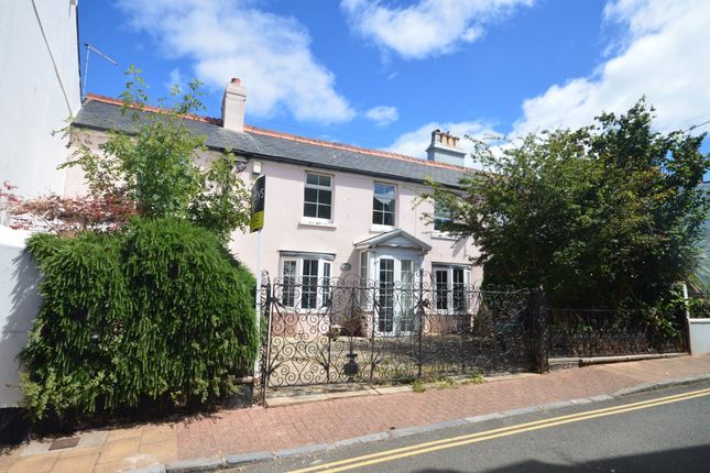 4 bed property, in The Green, £650,000