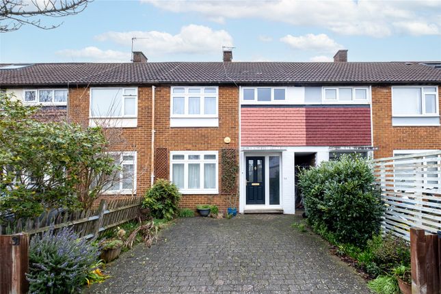 3 bed property, in Ivyday Grove, £600,000