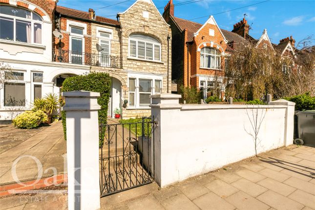 4 bed property, in Gleneldon Road, £950,000