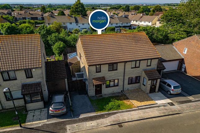 3 bed property, in Briarside Road, £250,000