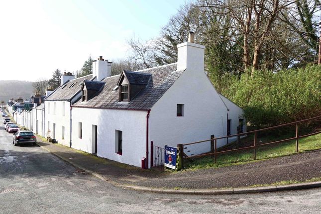 3 bed property, in Harbour Street, £325,000
