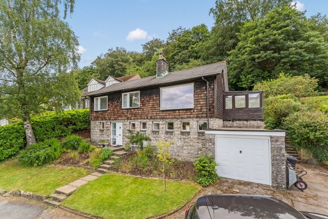 3 bed property, in Ecton Avenue, £575,000
