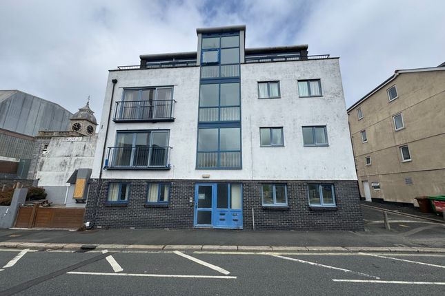 2 bed property, in Flat 3, £70,000