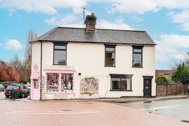 3 bed property, in High Street, £550,000