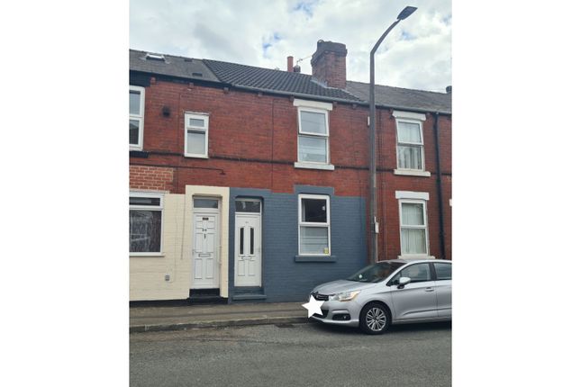 2 bed property, in Shadyside, £99,995