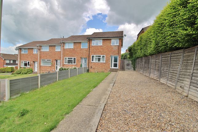 2 bed property, in Bevan Road, £269,995