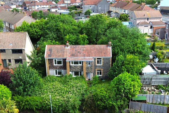 3 bed property, in Forest Road, £275,000