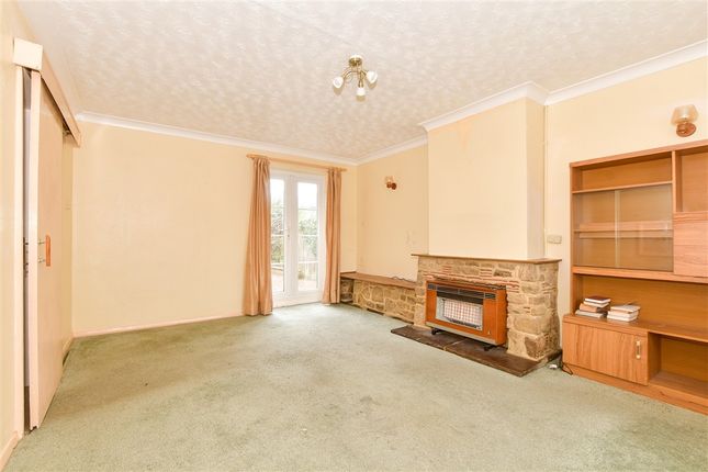 3 bed property, in Nursery Hill, £425,000