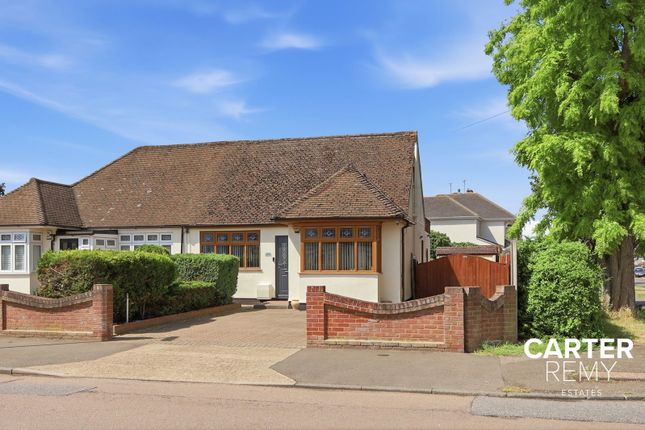 3 bed property, in Blackshots Lane, £450,000