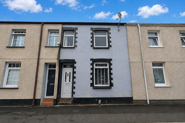 3 bed property, in Llewellyn Street, £87,000