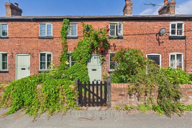 2 bed property, in Wrexham Road, £170,000