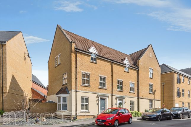 5 bed property, in Easdale Street, £375,000