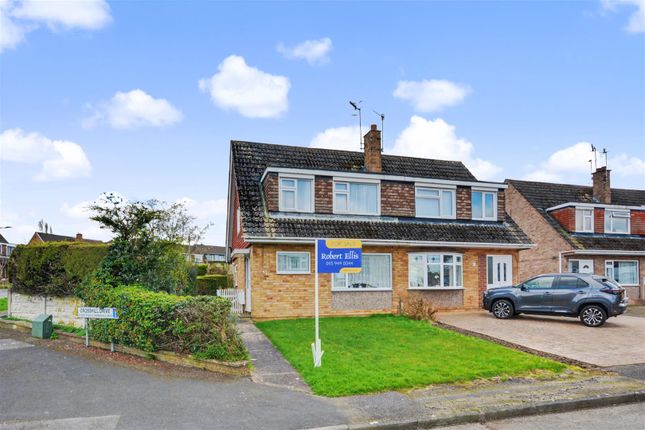 3 bed property, in Sunningdale Drive, £225,000