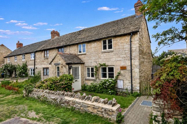 3 bed property, in 160 Main Road Long Hanborough, £495,000