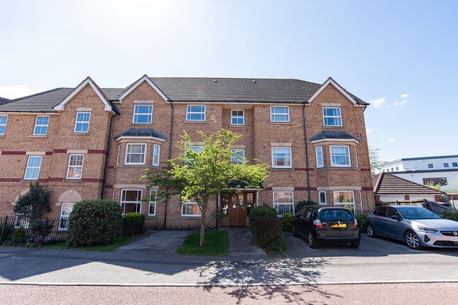 2 bed property, in College Road, £130,000