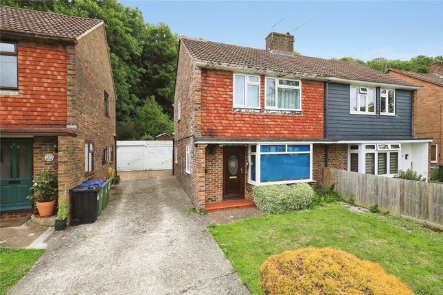 3 bed property, in Orchard Road, £425,000