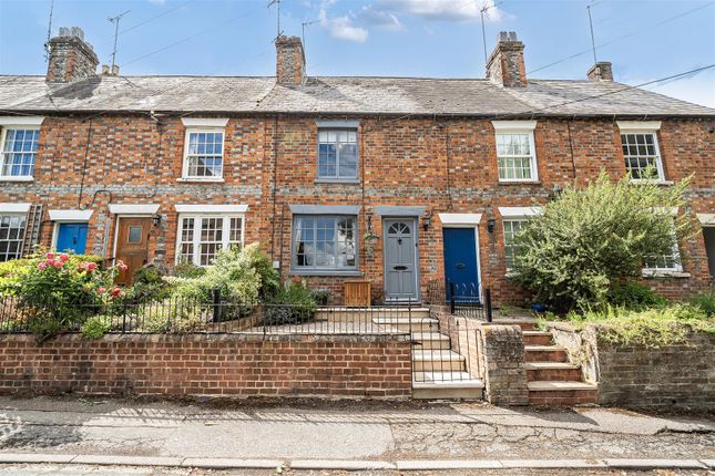 2 bed property, in Priory Road, £320,000
