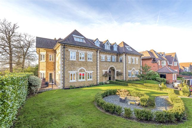 3 bed property, in Amara Lodge, £1,100,000