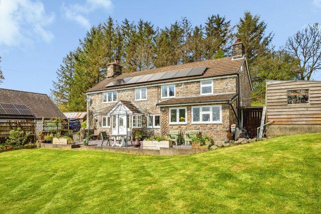 7 bed property, in Talerddig, £655,000