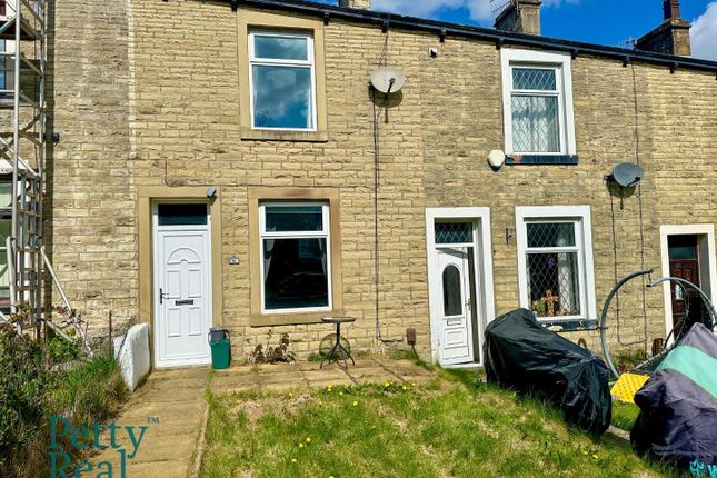 2 bed property, in Bispham Road, £95,000