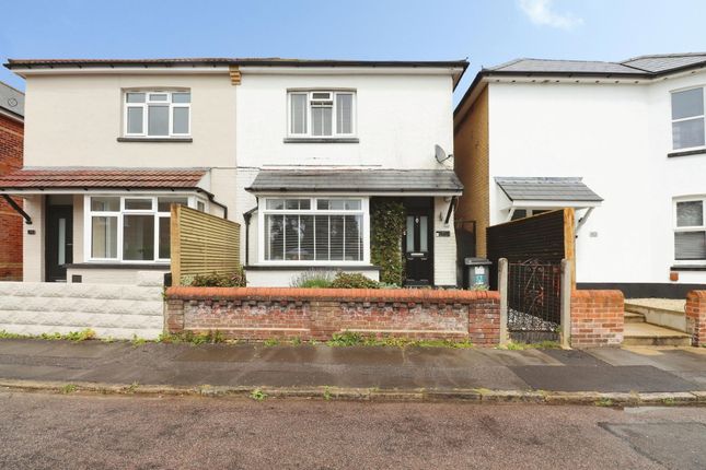 3 bed property, in Parker Road, £325,000