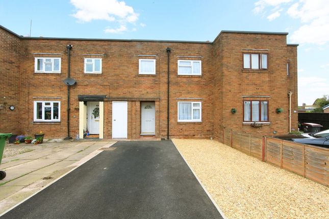 3 bed property, in Winifreds Drive, £189,950
