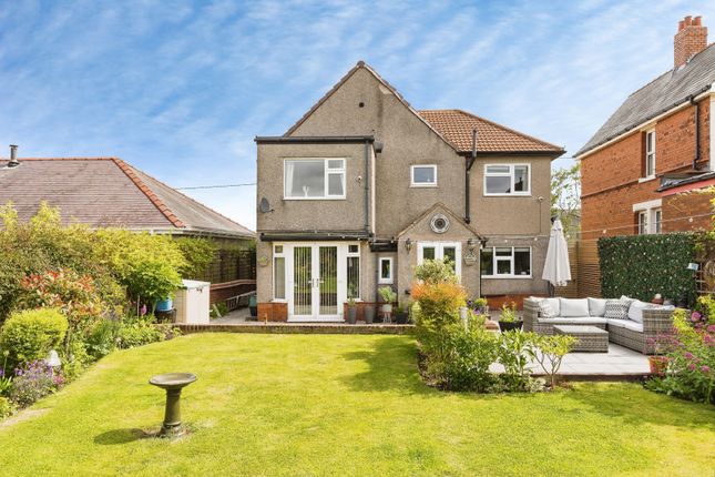 4 bed property, in High Street, £375,000